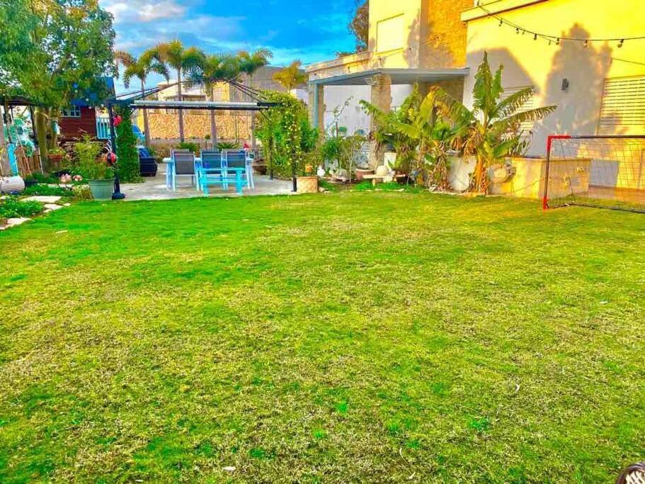 אחוזת היניבים Yaniv Estate Villa Nurit Luaran gambar