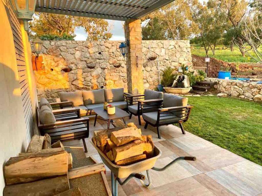אחוזת היניבים Yaniv Estate Villa Nurit Luaran gambar